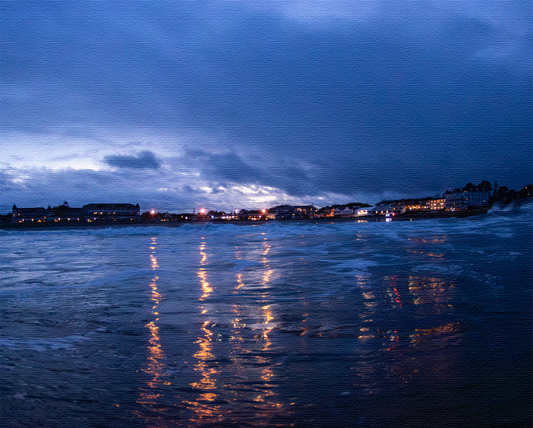 Night Looming 8x10" Canvas Print
